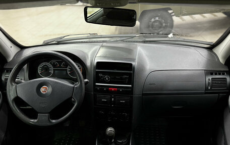 Fiat Albea I рестайлинг, 2009 год, 429 000 рублей, 2 фотография