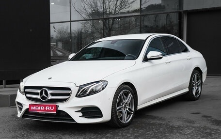 Mercedes-Benz E-Класс, 2020 год, 4 150 000 рублей, 1 фотография