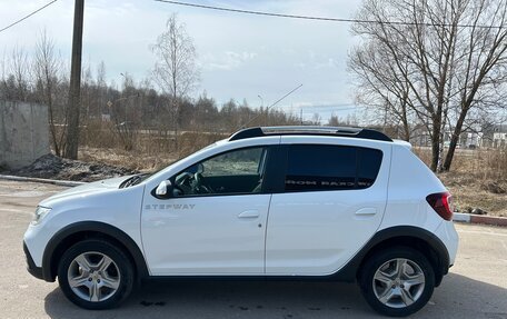 Renault Sandero II рестайлинг, 2020 год, 1 216 774 рублей, 2 фотография