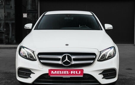 Mercedes-Benz E-Класс, 2020 год, 4 150 000 рублей, 2 фотография