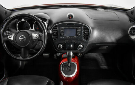 Nissan Juke II, 2011 год, 890 000 рублей, 18 фотография