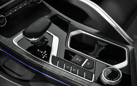 Geely Tugella FY11, 2022 год, 3 300 000 рублей, 11 фотография