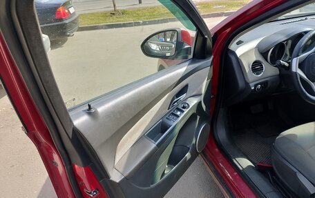 Chevrolet Cruze II, 2010 год, 350 000 рублей, 7 фотография