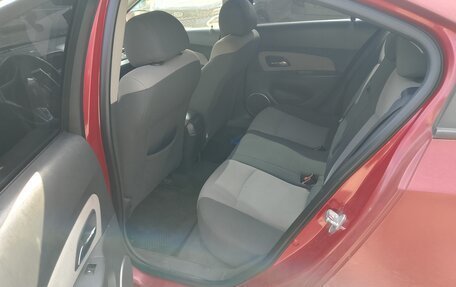 Chevrolet Cruze II, 2010 год, 350 000 рублей, 8 фотография