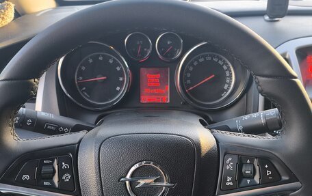 Opel Astra J, 2013 год, 560 000 рублей, 13 фотография