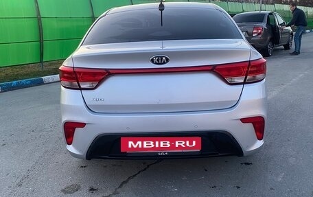 KIA Rio IV, 2017 год, 1 380 000 рублей, 3 фотография