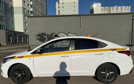 Hyundai Solaris II рестайлинг, 2017 год, 780 000 рублей, 3 фотография