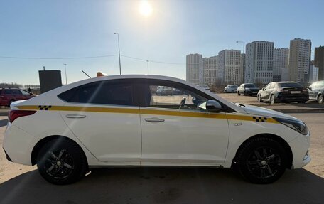 Hyundai Solaris II рестайлинг, 2017 год, 780 000 рублей, 2 фотография