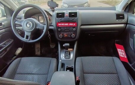 Volkswagen Jetta VI, 2010 год, 650 000 рублей, 5 фотография