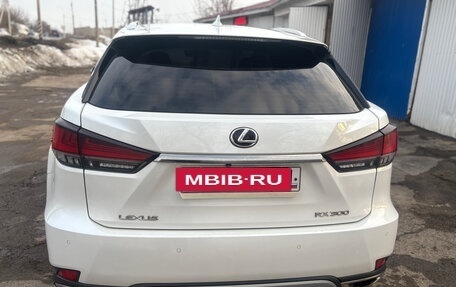 Lexus RX IV рестайлинг, 2020 год, 4 700 000 рублей, 5 фотография