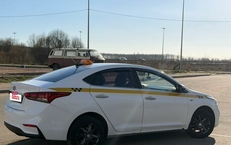 Hyundai Solaris II рестайлинг, 2017 год, 780 000 рублей, 13 фотография