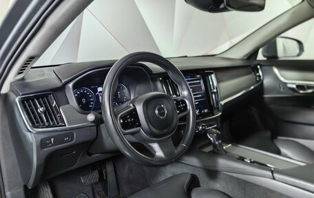 Volvo S90 II рестайлинг, 2017 год, 2 600 000 рублей, 18 фотография