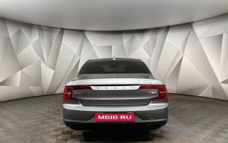 Volvo S90 II рестайлинг, 2017 год, 2 600 000 рублей, 8 фотография