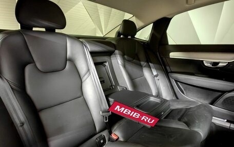 Volvo S90 II рестайлинг, 2017 год, 2 600 000 рублей, 16 фотография