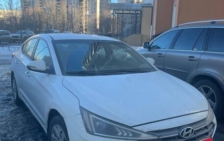 Hyundai Elantra VI рестайлинг, 2019 год, 1 010 000 рублей, 1 фотография
