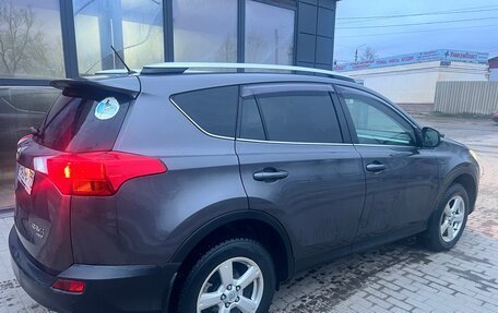 Toyota RAV4, 2013 год, 2 050 000 рублей, 2 фотография
