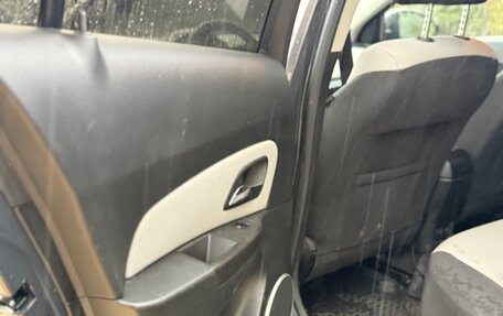 Chevrolet Cruze II, 2013 год, 640 000 рублей, 6 фотография