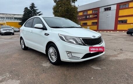 KIA Rio III рестайлинг, 2011 год, 929 999 рублей, 2 фотография