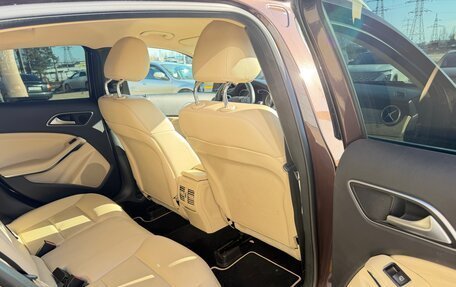 Mercedes-Benz GLA, 2015 год, 2 150 000 рублей, 11 фотография