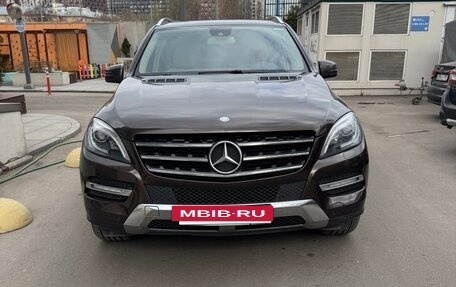 Mercedes-Benz M-Класс, 2012 год, 3 450 000 рублей, 3 фотография