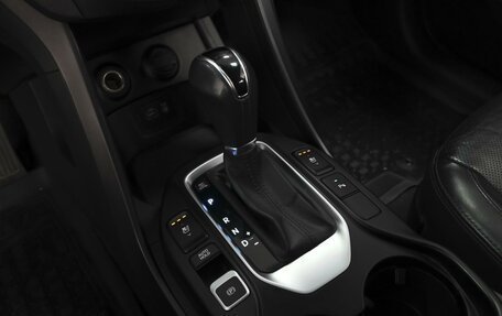 Hyundai Santa Fe III рестайлинг, 2015 год, 2 071 000 рублей, 12 фотография