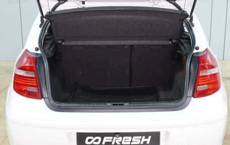 BMW 1 серия, 2010 год, 999 000 рублей, 17 фотография