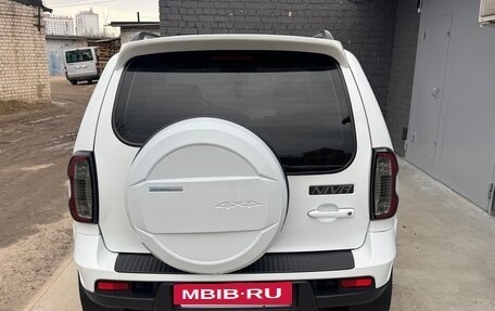 Chevrolet Niva I рестайлинг, 2015 год, 880 000 рублей, 5 фотография