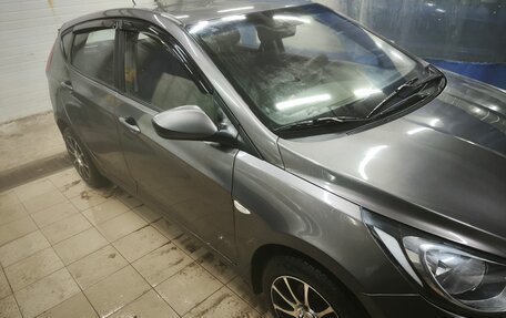 Hyundai Solaris II рестайлинг, 2012 год, 785 000 рублей, 4 фотография