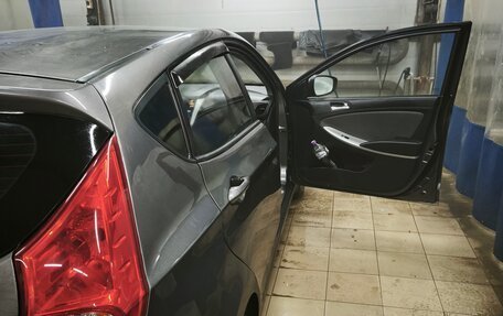 Hyundai Solaris II рестайлинг, 2012 год, 785 000 рублей, 17 фотография