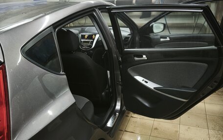 Hyundai Solaris II рестайлинг, 2012 год, 785 000 рублей, 16 фотография