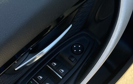 BMW 3 серия, 2016 год, 2 600 000 рублей, 13 фотография