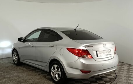 Hyundai Solaris II рестайлинг, 2011 год, 740 000 рублей, 5 фотография