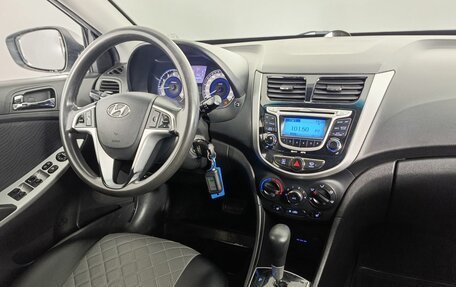 Hyundai Solaris II рестайлинг, 2011 год, 740 000 рублей, 11 фотография