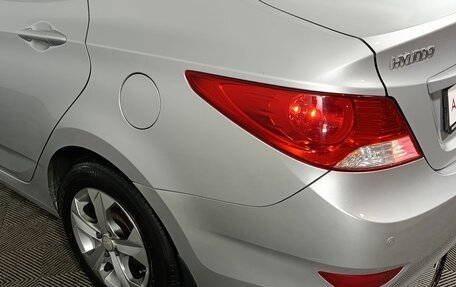 Hyundai Solaris II рестайлинг, 2011 год, 740 000 рублей, 18 фотография