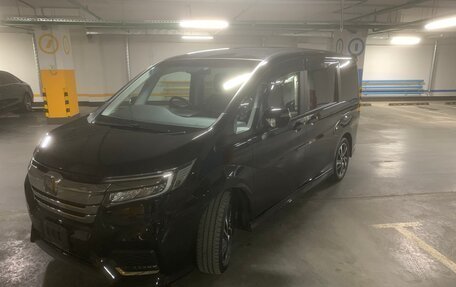 Honda Stepwgn IV, 2020 год, 3 140 000 рублей, 1 фотография