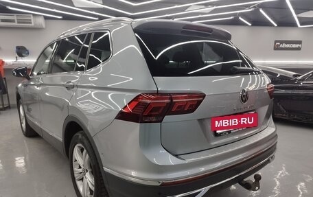 Volkswagen Tiguan II, 2021 год, 4 800 000 рублей, 7 фотография