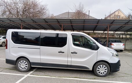 Renault Trafic, 2019 год, 3 200 000 рублей, 2 фотография