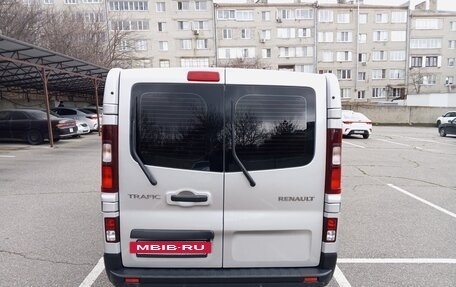 Renault Trafic, 2019 год, 3 200 000 рублей, 4 фотография