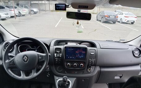 Renault Trafic, 2019 год, 3 200 000 рублей, 14 фотография