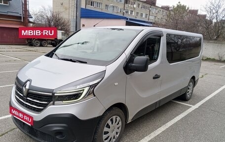 Renault Trafic, 2019 год, 3 200 000 рублей, 7 фотография
