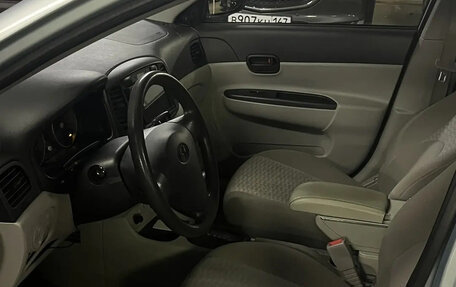 Hyundai Verna II, 2008 год, 650 000 рублей, 10 фотография