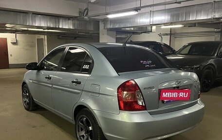 Hyundai Verna II, 2008 год, 650 000 рублей, 4 фотография