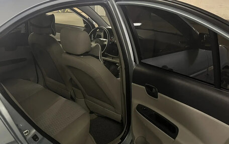 Hyundai Verna II, 2008 год, 650 000 рублей, 13 фотография