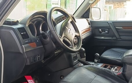 Mitsubishi Pajero IV, 2008 год, 1 450 000 рублей, 6 фотография