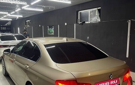 BMW 5 серия, 2011 год, 1 550 000 рублей, 4 фотография