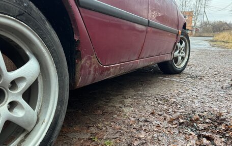 Toyota Avensis III рестайлинг, 1998 год, 144 000 рублей, 9 фотография