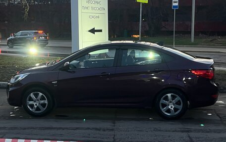 Hyundai Solaris II рестайлинг, 2012 год, 800 000 рублей, 6 фотография