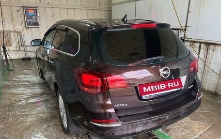 Opel Astra J, 2013 год, 735 000 рублей, 6 фотография