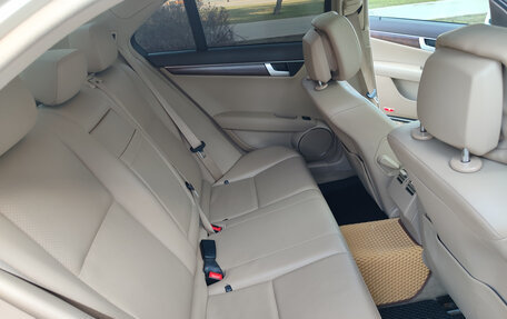 Mercedes-Benz C-Класс, 2011 год, 1 440 000 рублей, 23 фотография