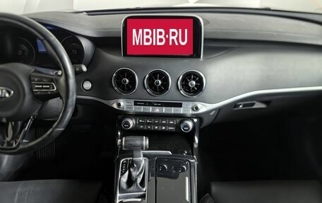 KIA Stinger I, 2018 год, 2 981 000 рублей, 15 фотография